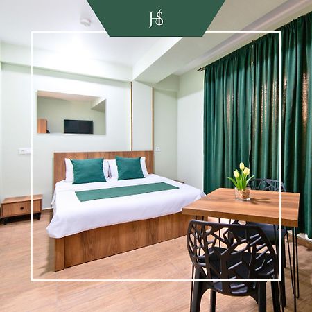 Hotel Serenity Tbilisi Esterno foto