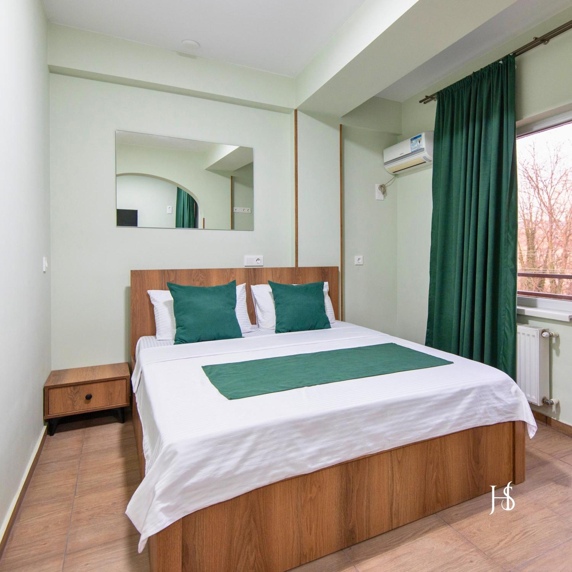 Hotel Serenity Tbilisi Esterno foto
