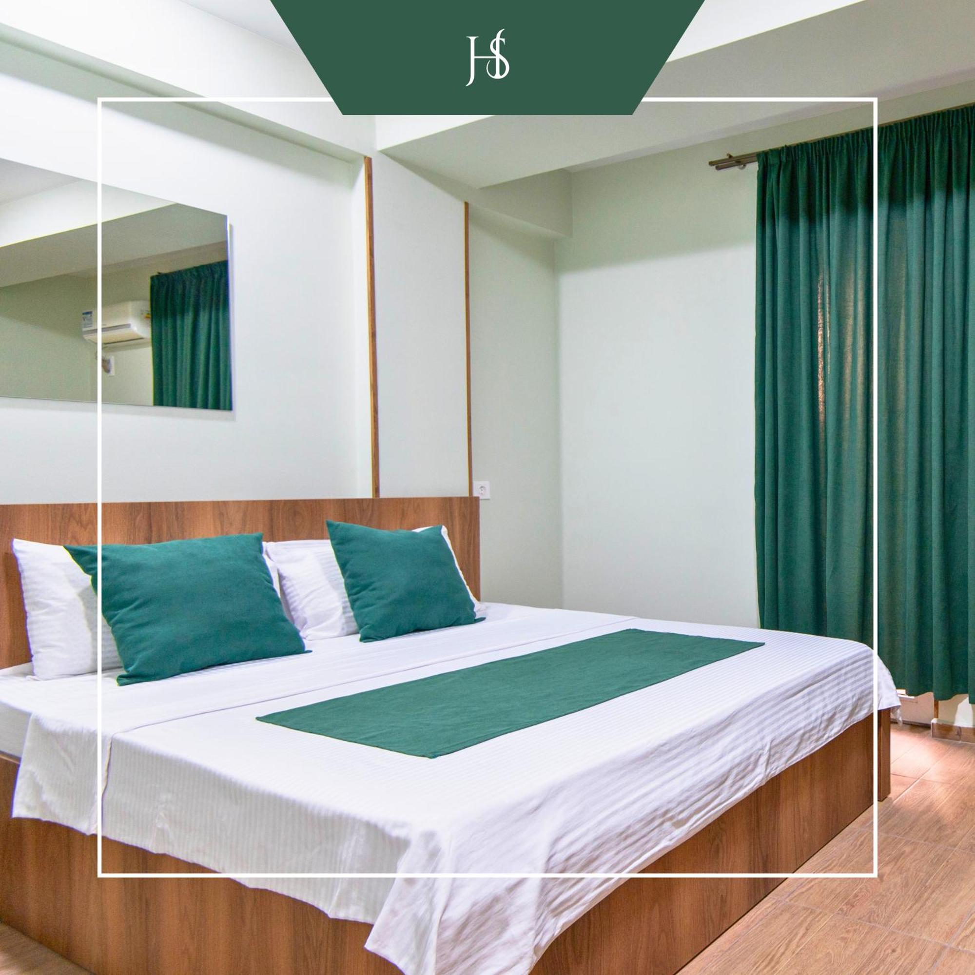 Hotel Serenity Tbilisi Esterno foto